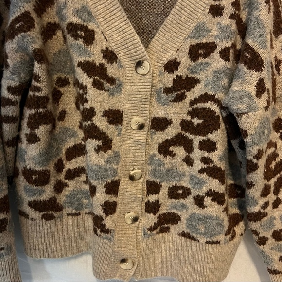 Sadie & Sage Pullover Leopard Size large Cardigan Brown Casual Women's Sweater - Picture 5 of 13
